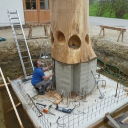 Das Fundament wurde fertig betoniert 